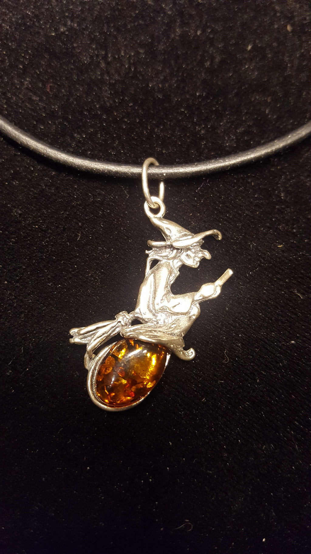 AMBER WITCH PENDANT